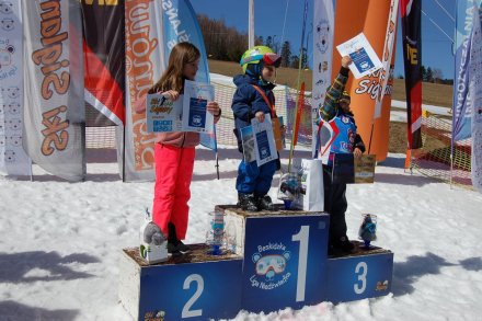 Zwycięzcy jednaj z kategorii